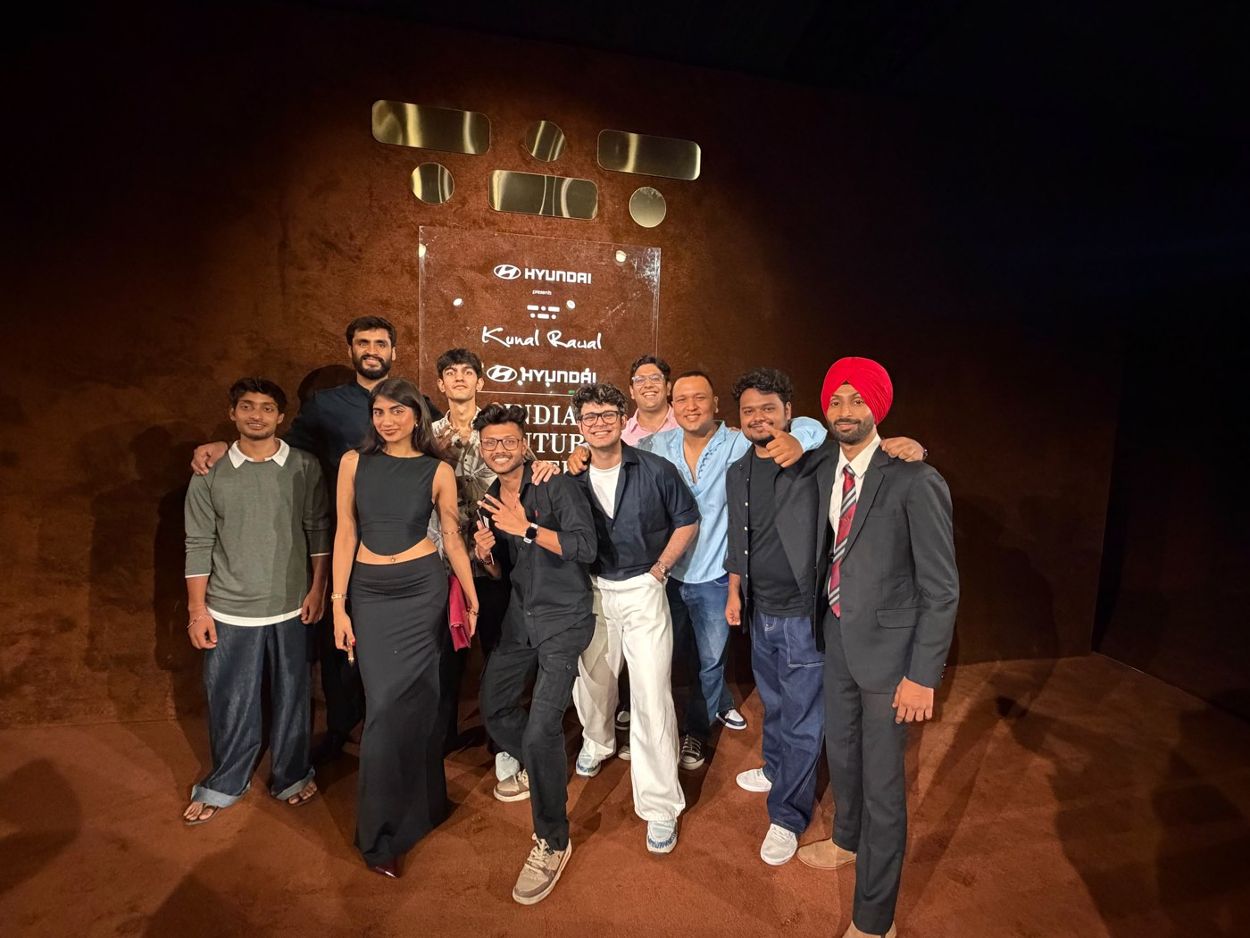 Kunal Rawal at Fresh Lime Studios, group photo